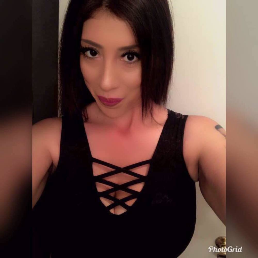 Meet your Posher, Angelica